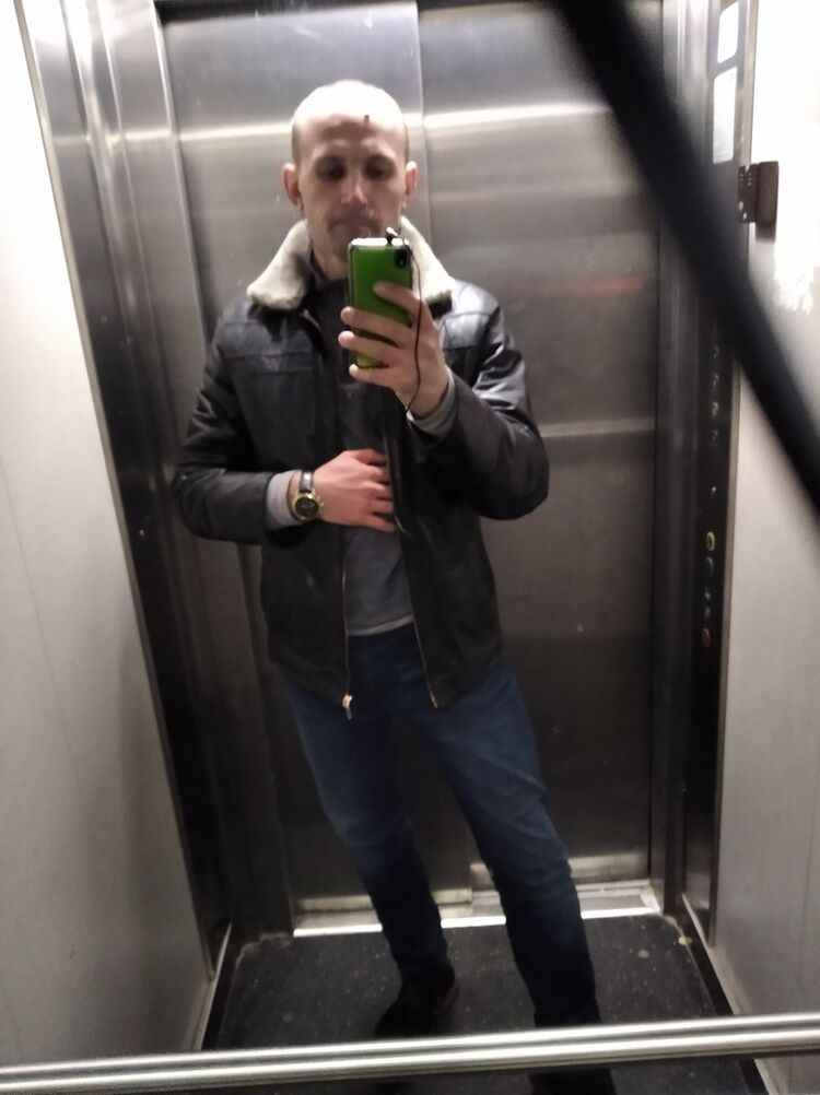  19156431  , 42 ,    