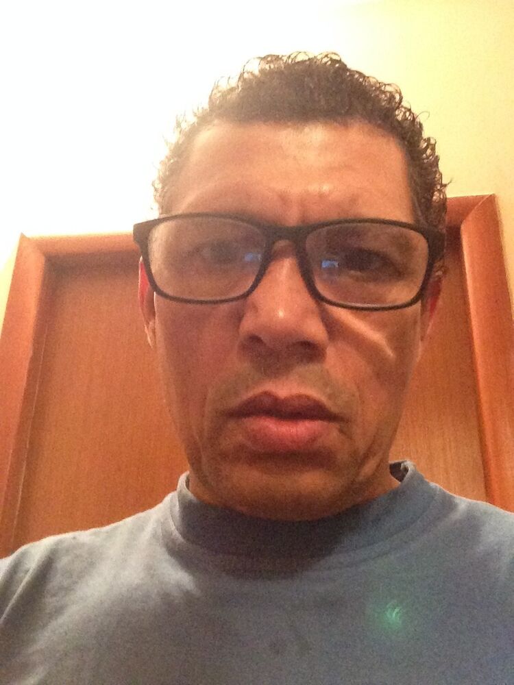  ,   Gentill man, 51 ,  