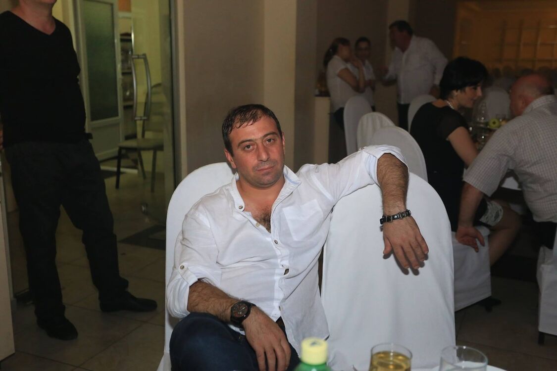  ,   Irakli, 44 ,   ,   , c 