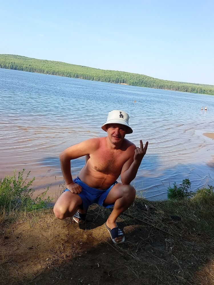  28071551  , 45 ,    