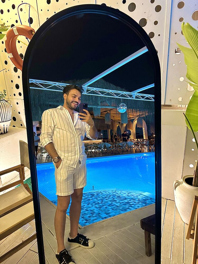  41630851  Emre, 29 ,    Cesme