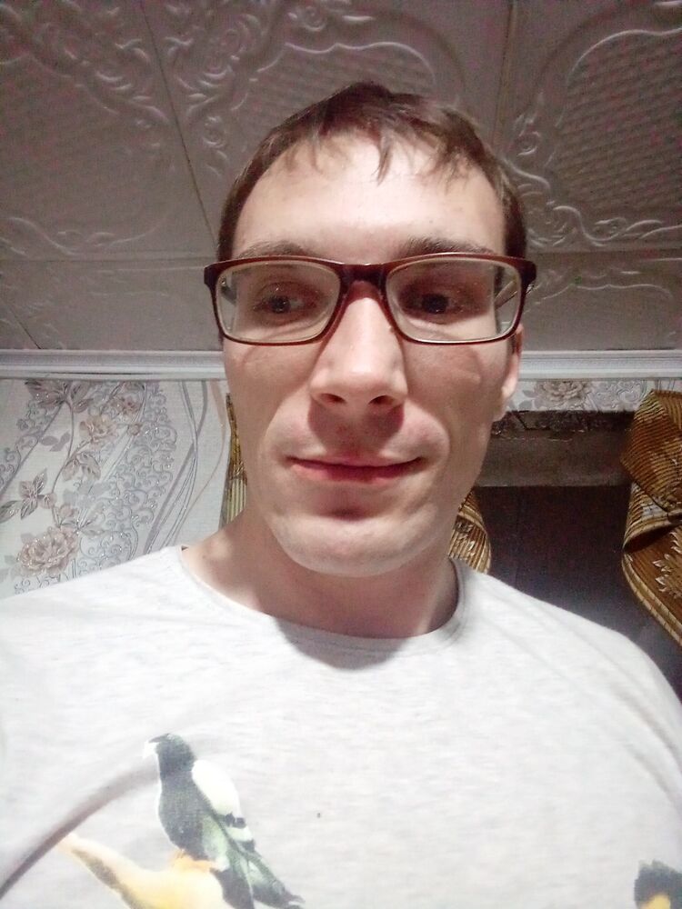  40775521  Evgeny, 28 ,    --