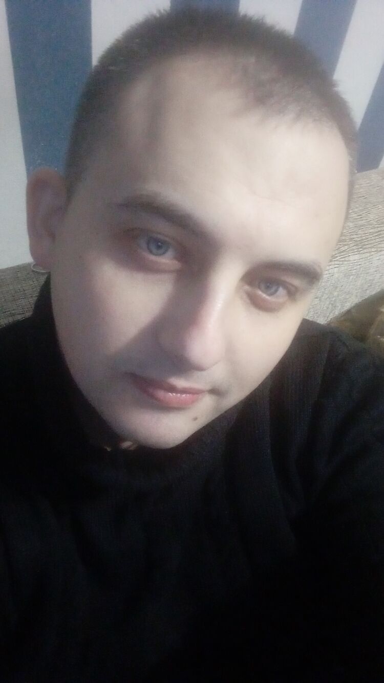  44150981  , 33 ,    