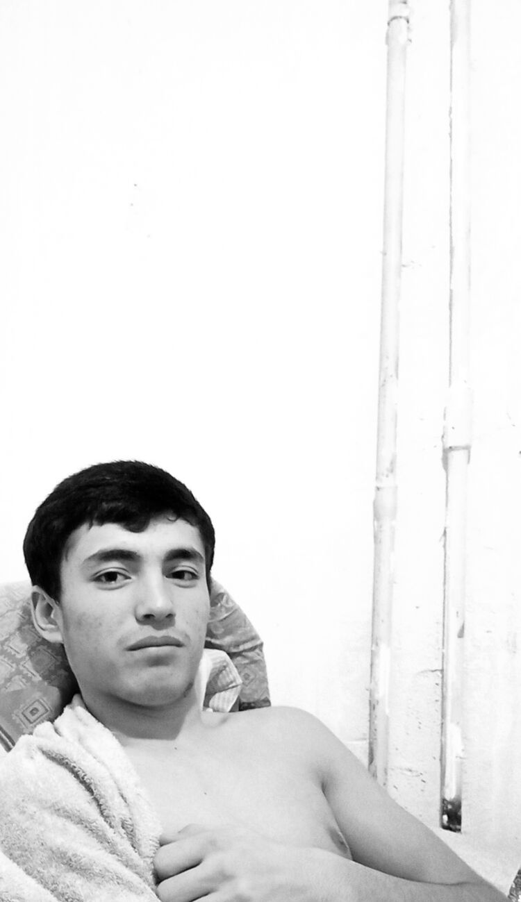  ,   Ruslan, 23 ,   ,   