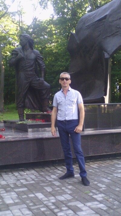  ,   Alexei, 47 ,   ,   , c 