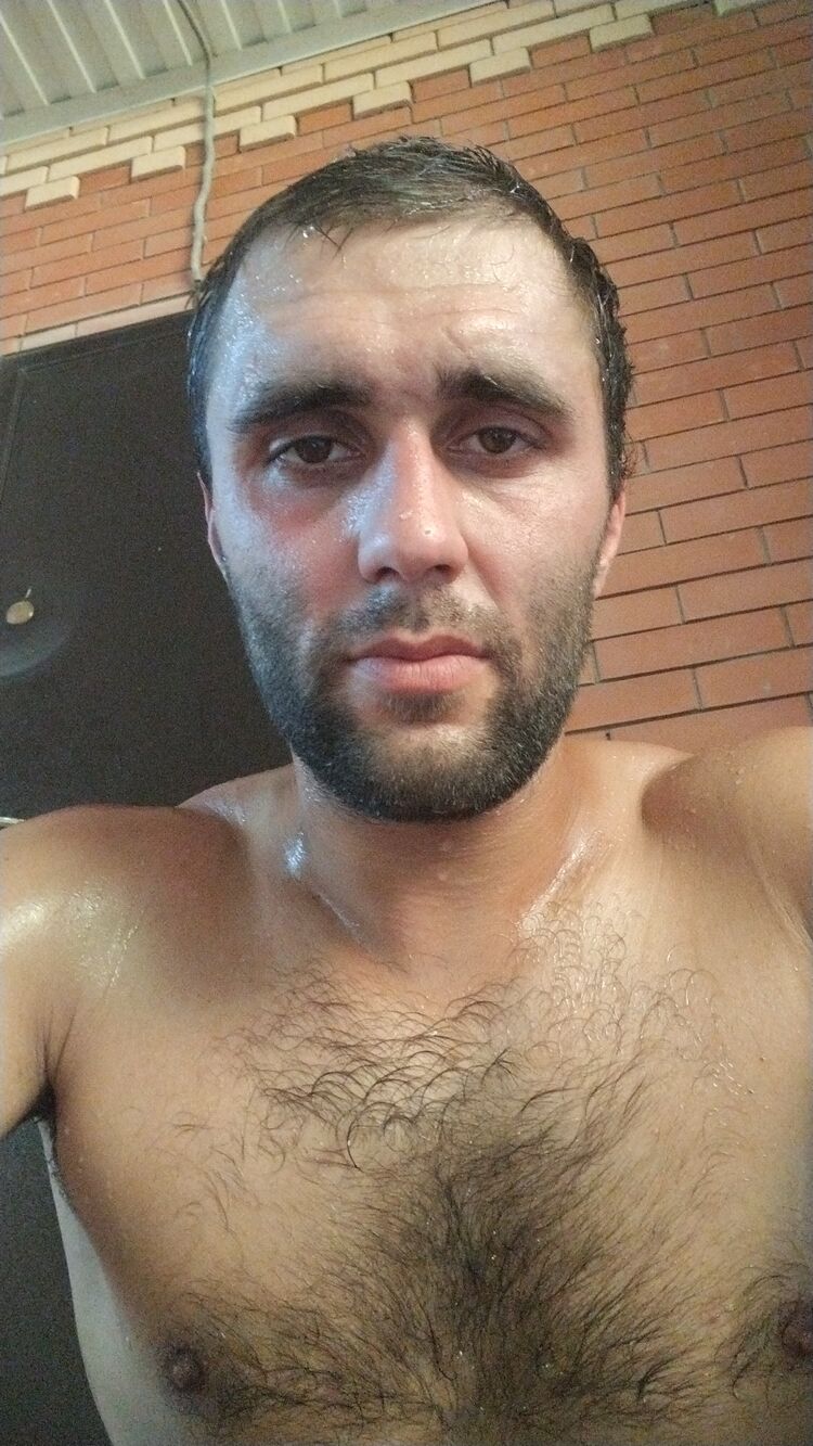  44802521  , 28 ,    