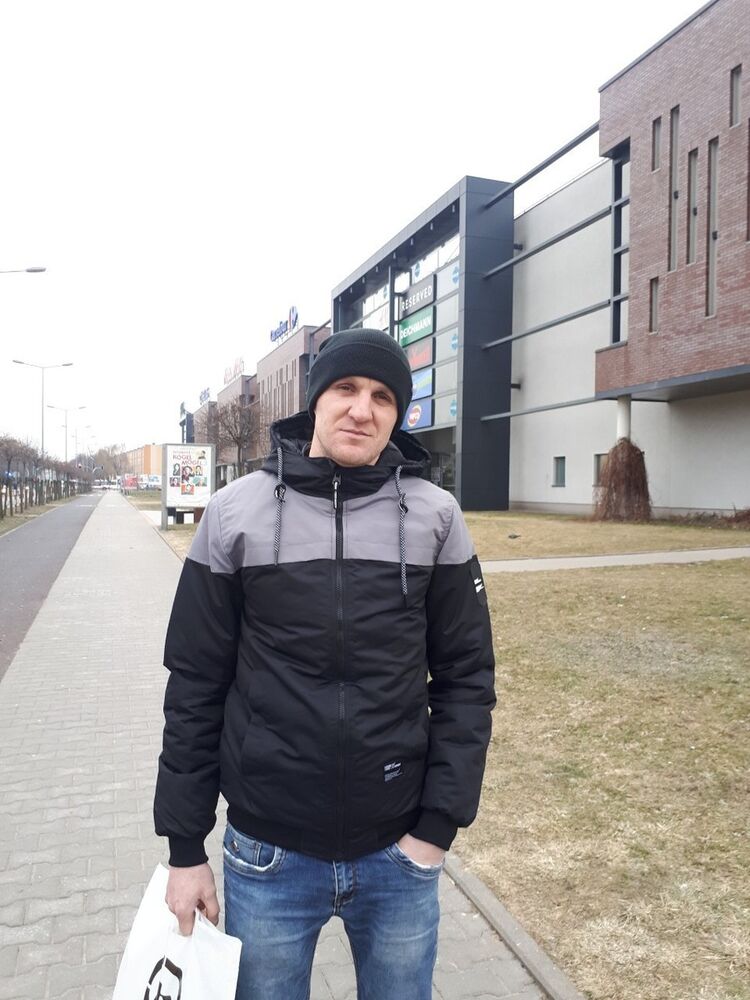   ,   Roman, 40 ,   ,   , c 