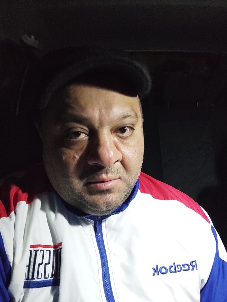  30956791  Dado, 41 ,    