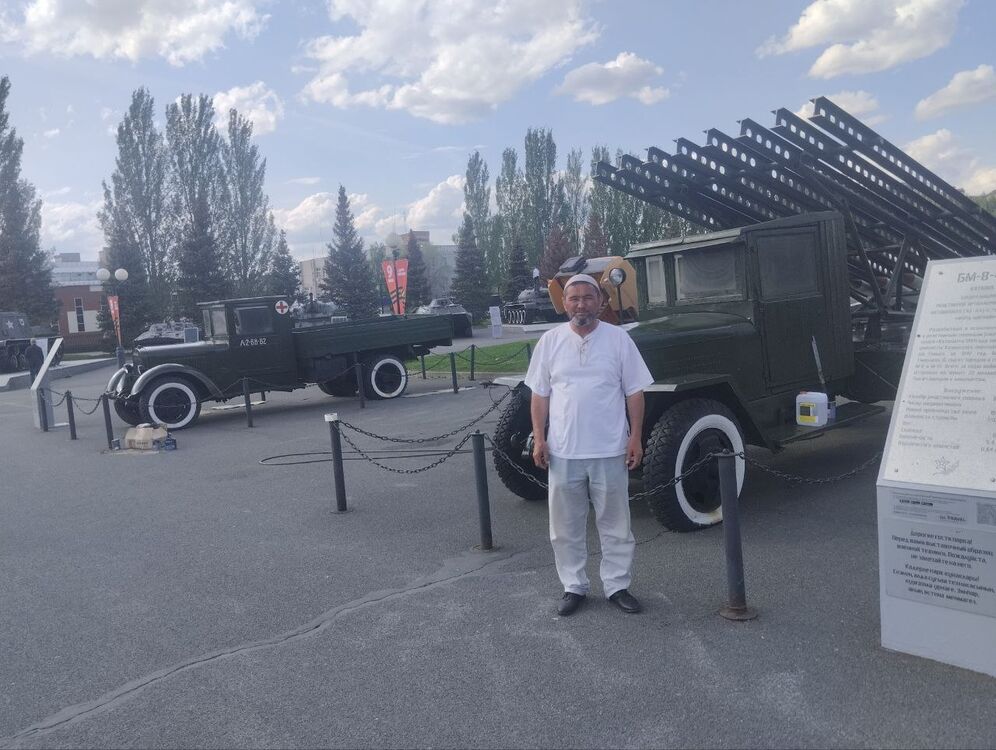  ,   Farhodkulzon, 56 ,   ,   