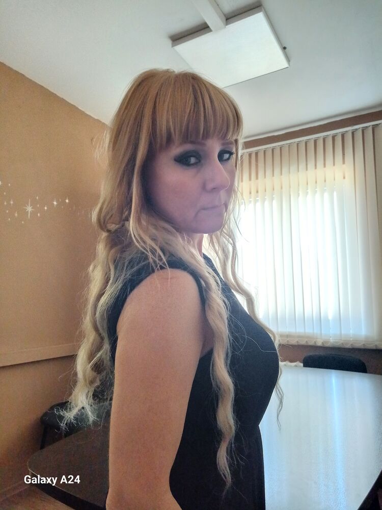  52941991  Katherine, 40 ,    