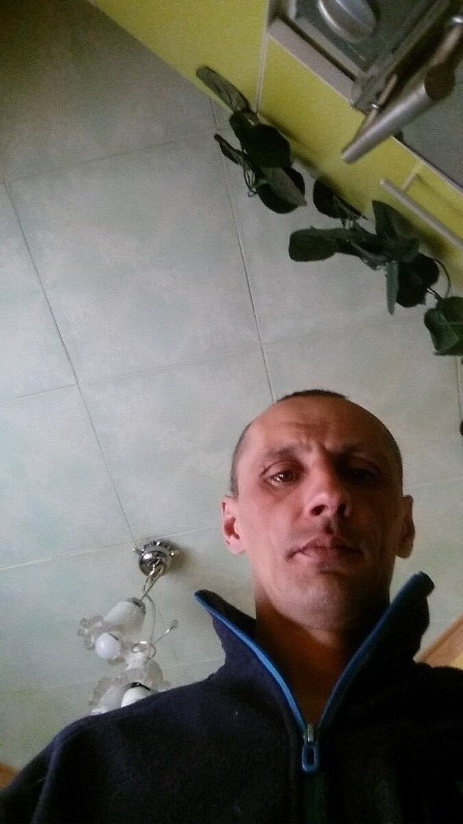  10825921  , 48 ,    