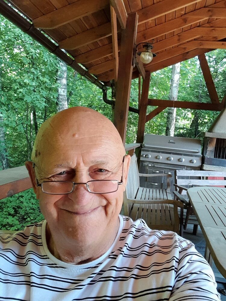  53266211  Yury, 79 ,    