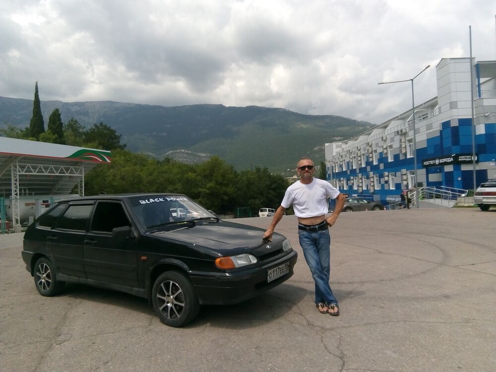  32409991  Oleg, 50 ,     