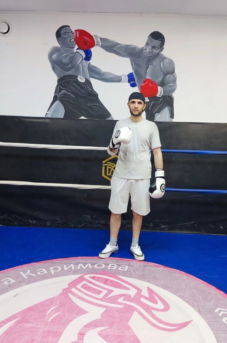  43441561  Dastan, 38 ,    