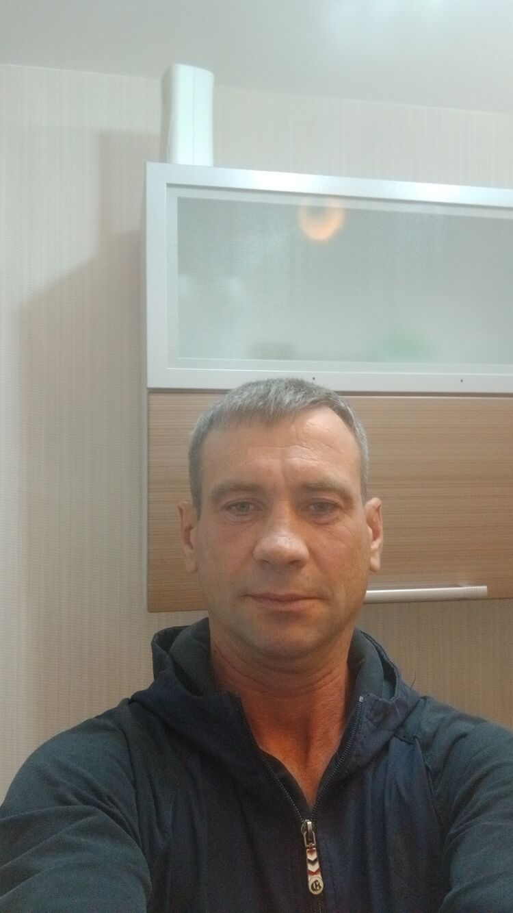  43557351  , 45 ,    