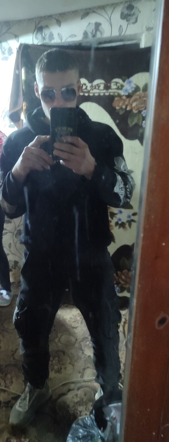  --,   Vlad, 19 ,   ,   