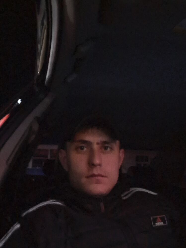  46472281  , 28 ,    