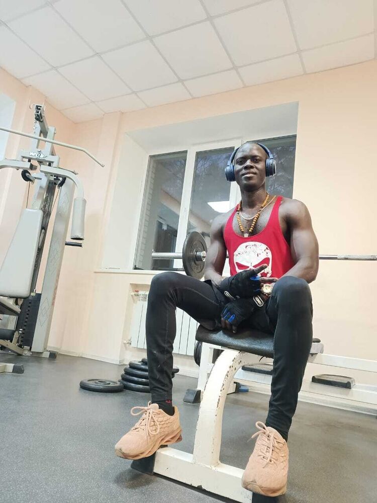  47661691  Aires, 34 ,    