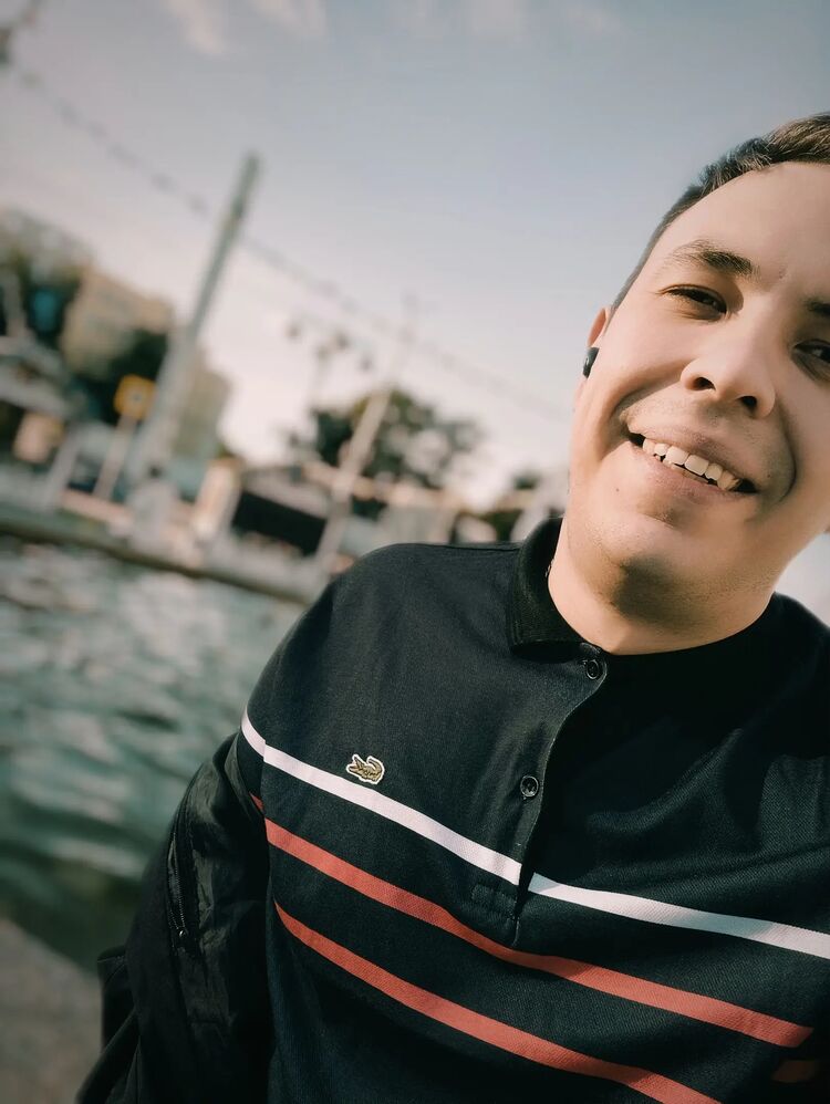  36168991  Hoffman, 30 ,    