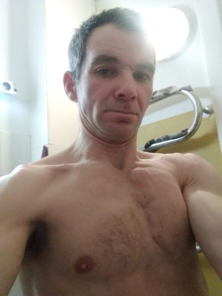  ,   Robert, 48 ,   