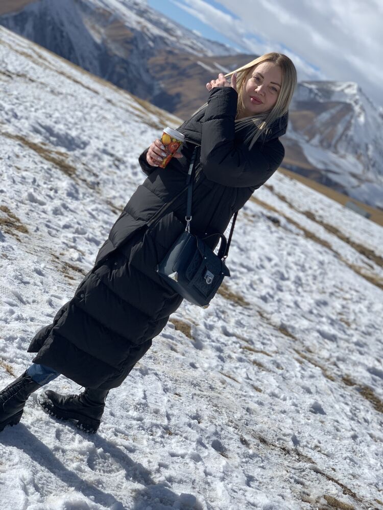  ,   Irina, 37 ,   ,   
