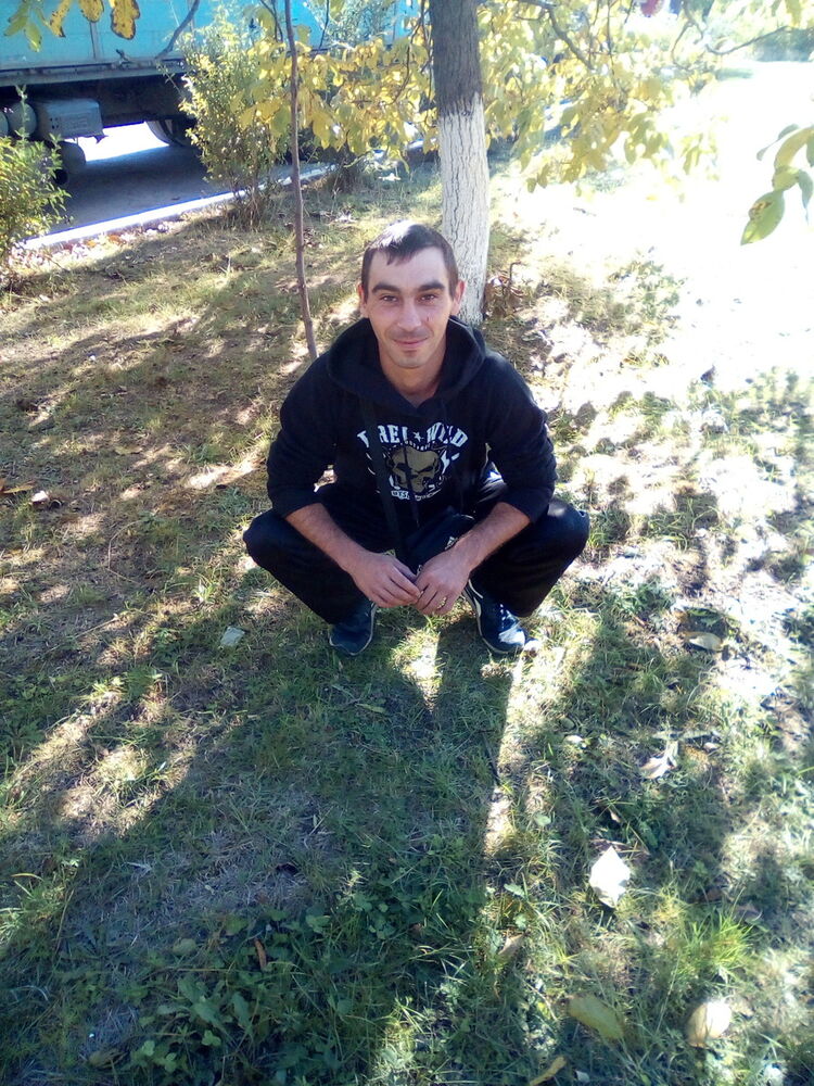  16494741  Malish, 33 ,    