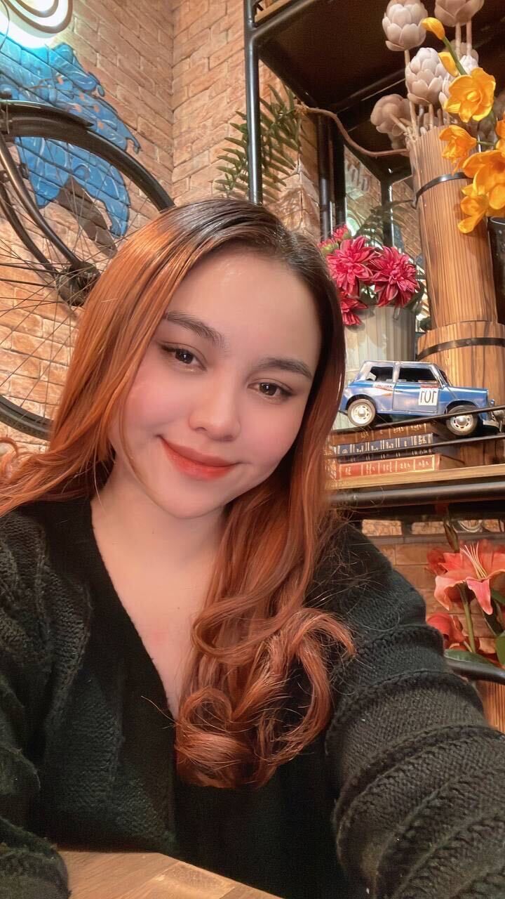  40996811  Kristine, 29 ,    