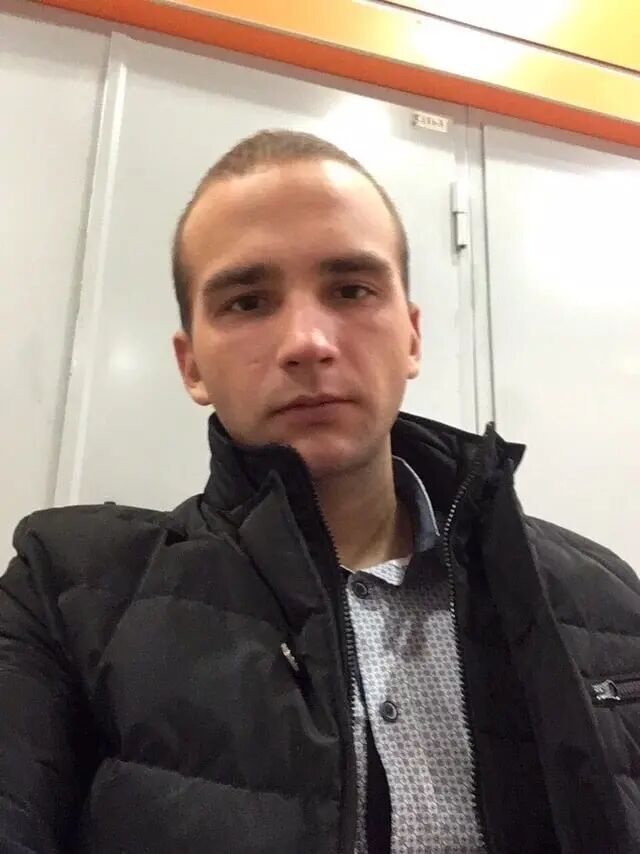  52064111  Pavel, 29 ,    