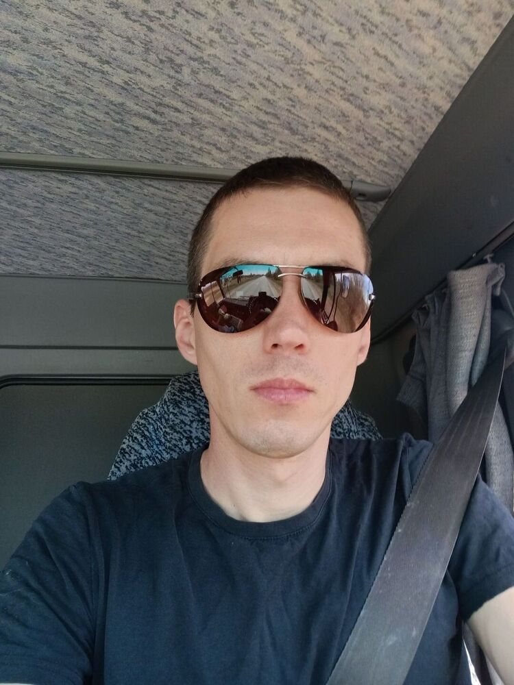  51204881  , 31 ,    