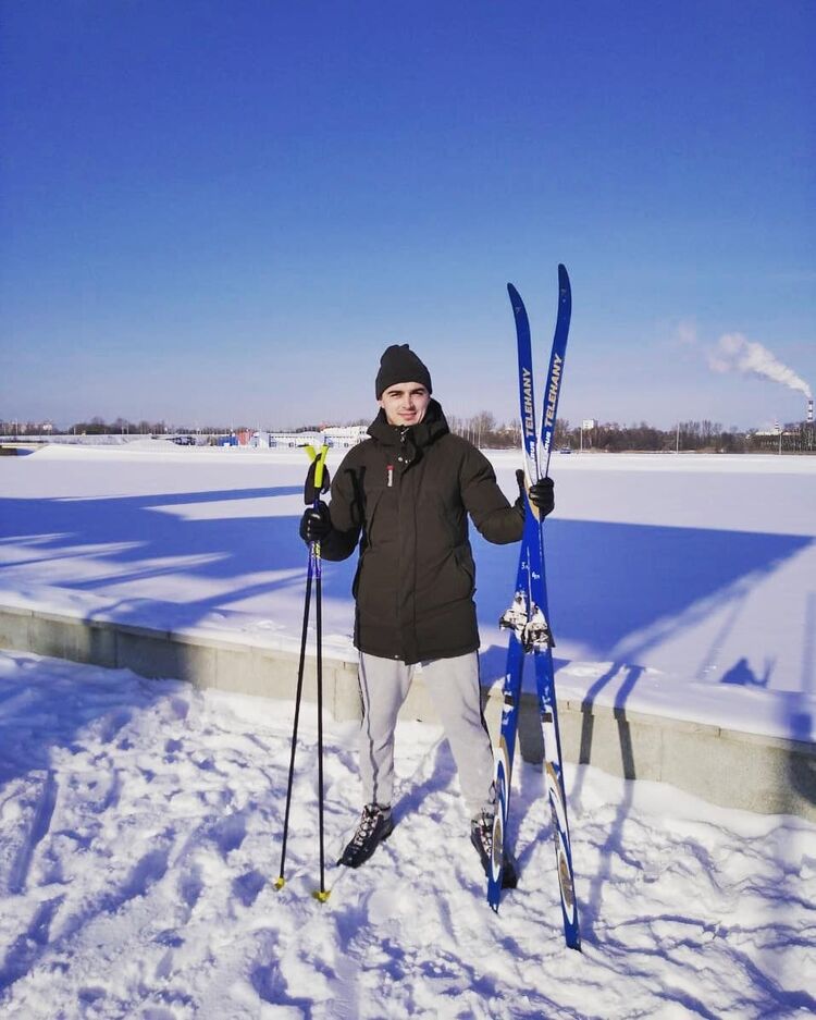  50169381  , 37 ,    Charenton-Le-Pont