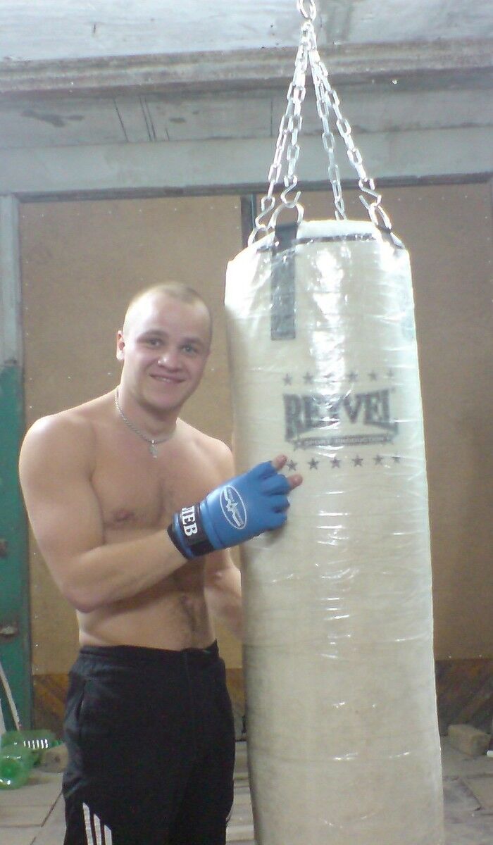  ,   Serega, 39 ,   