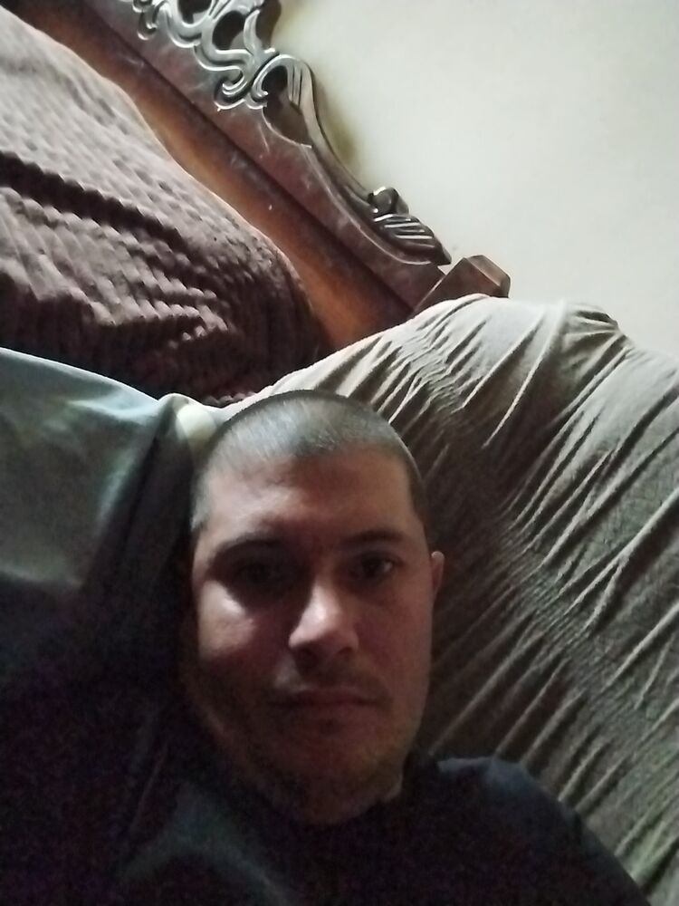  46332211  Vlad, 36 ,    