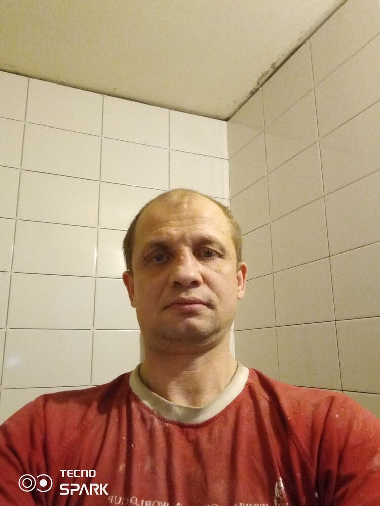  31237651  , 42 ,    