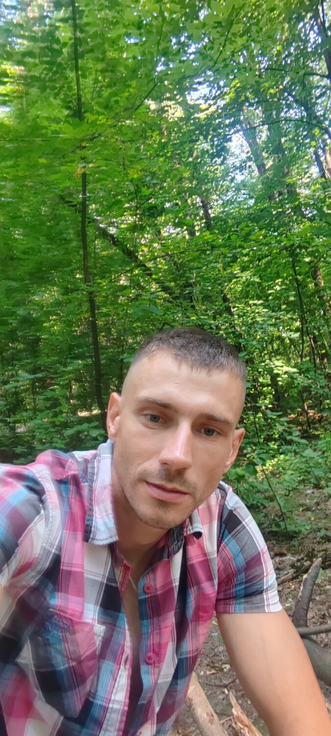  47110341  Dima, 31 ,    