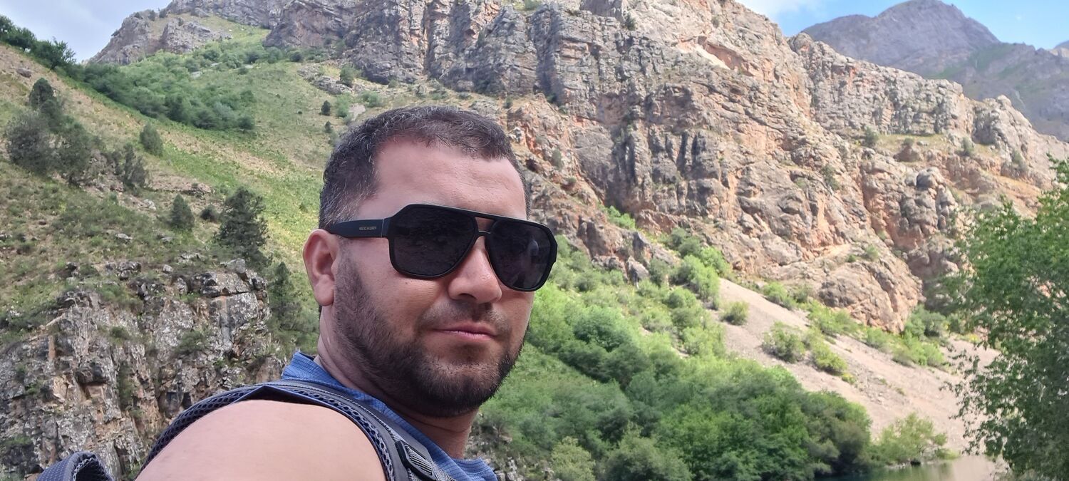  33053451  Elmurod, 38 ,    