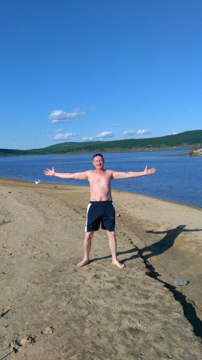  --,   Alex, 48 ,   