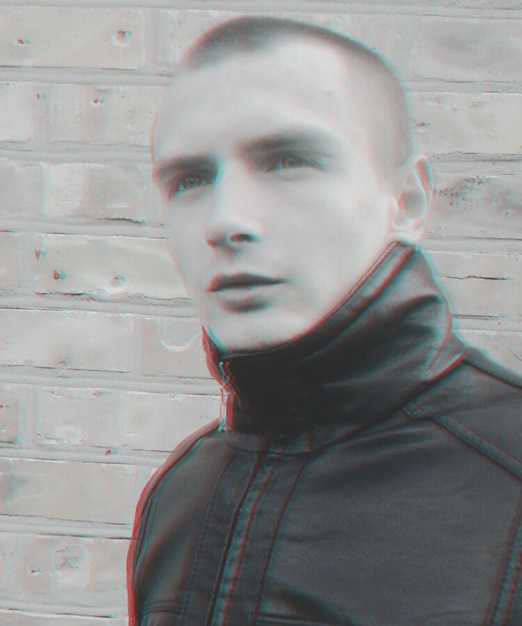  5804881  , 32 ,    