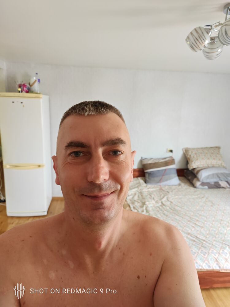  53348881  , 45 ,    