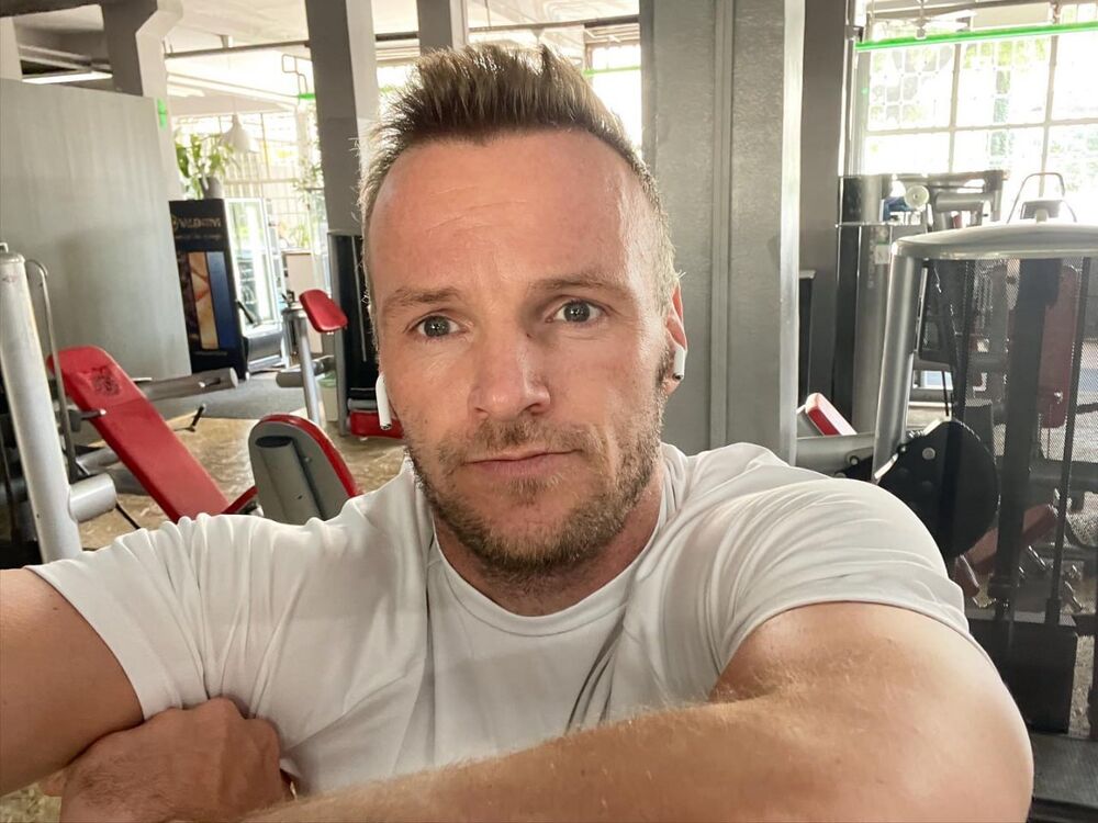  49882311  , 38 ,    --