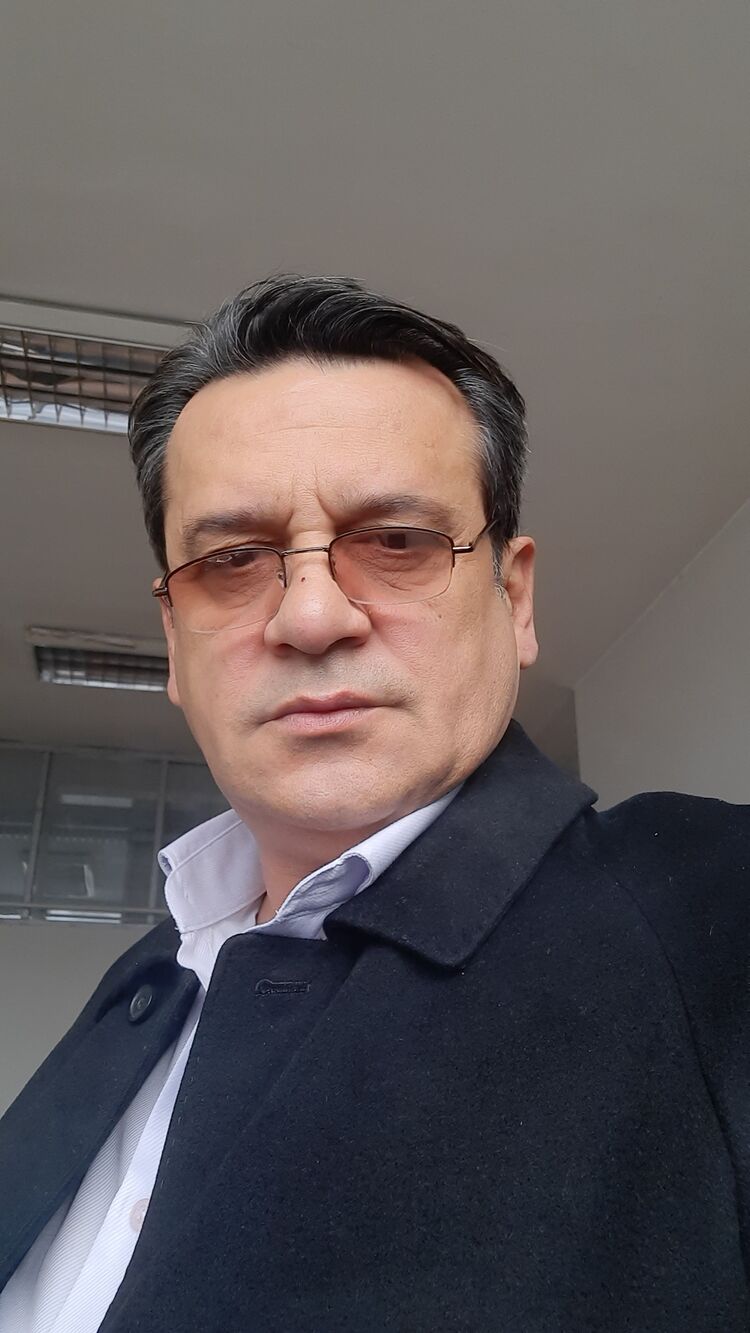  ,   Alister, 54 ,   ,   , c 