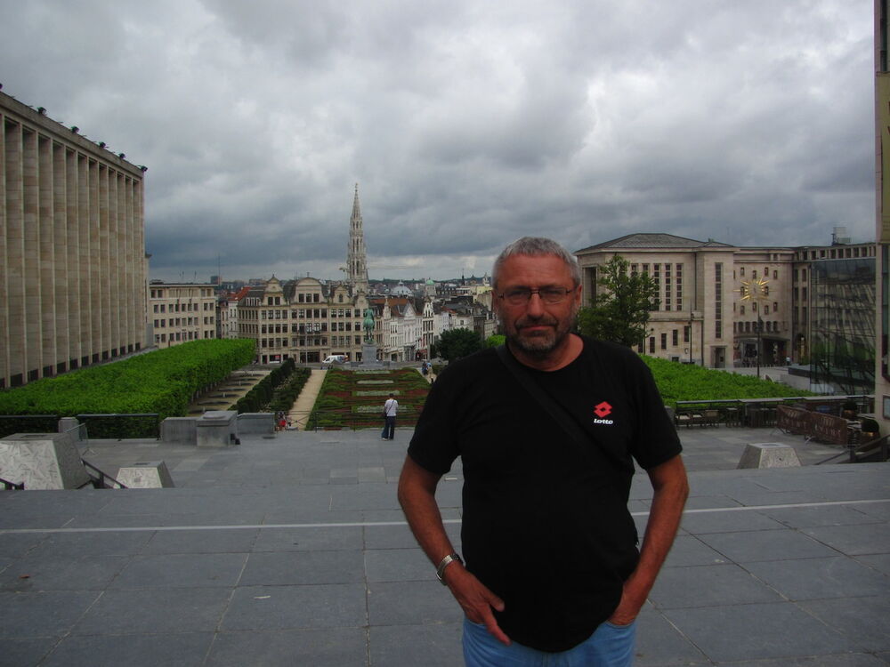  ,   Fred, 61 ,   