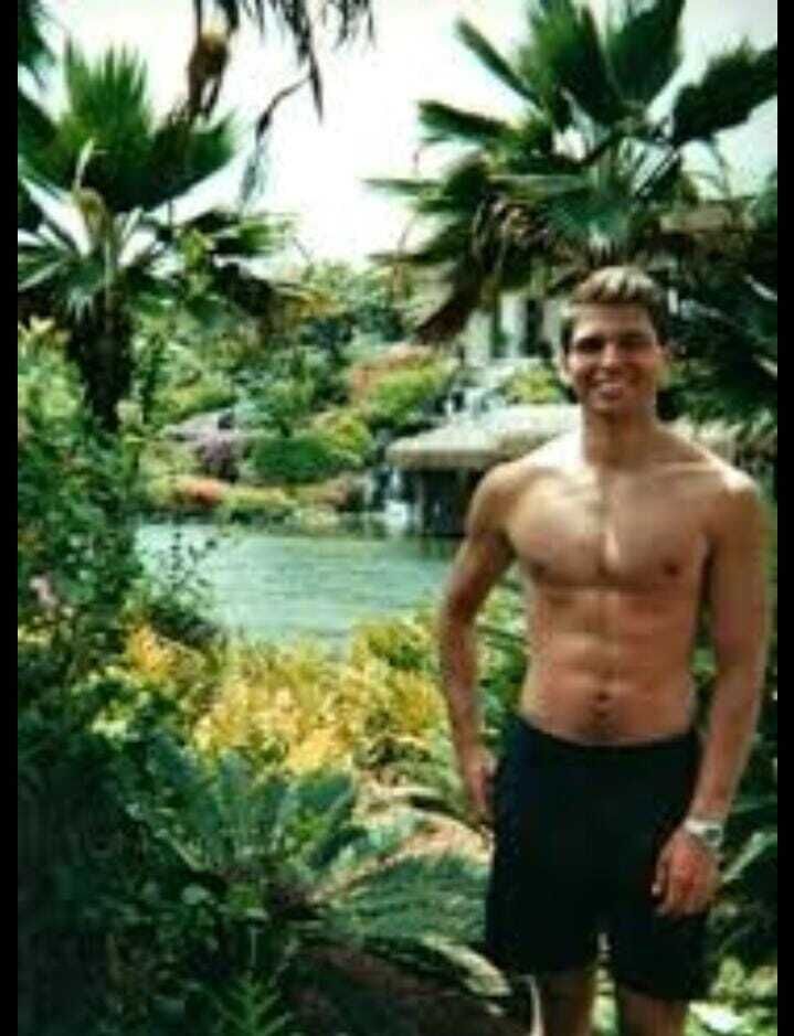  51874951  , 18 ,    Frankfurt Am Main