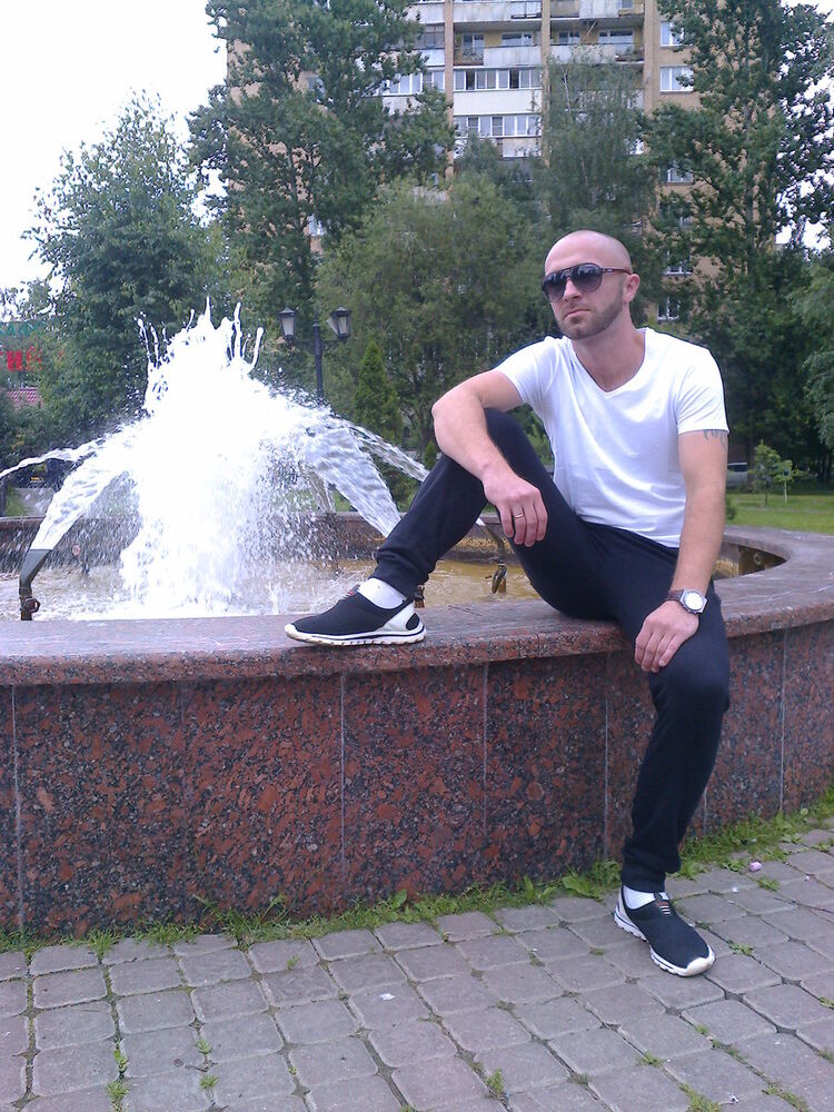  -,   Sanya, 37 ,   