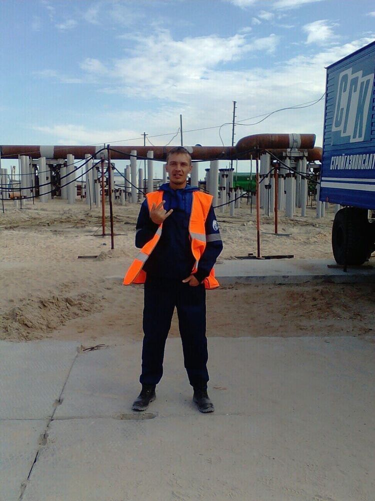  28261181  , 44 ,    