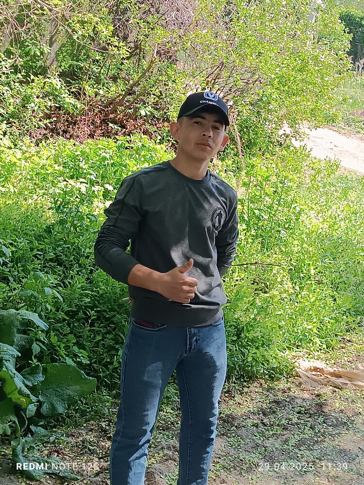  52367321  Agajan, 23 ,    