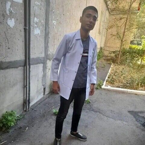  34235881  Armen, 21 ,    