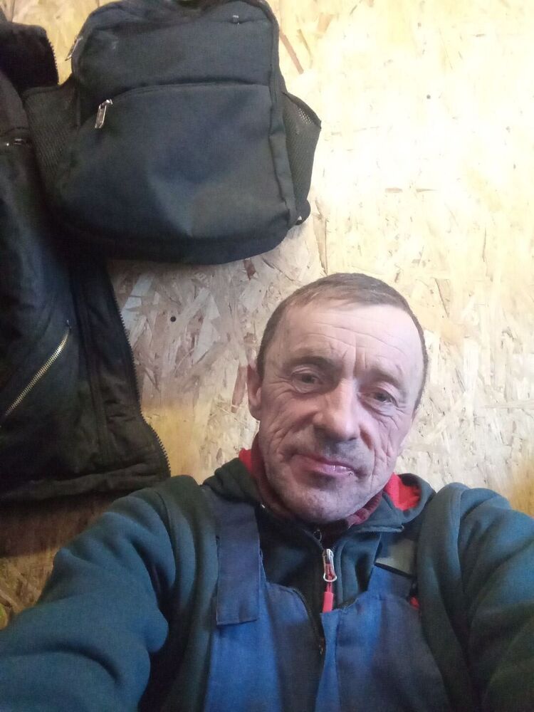  42156181  , 48 ,    