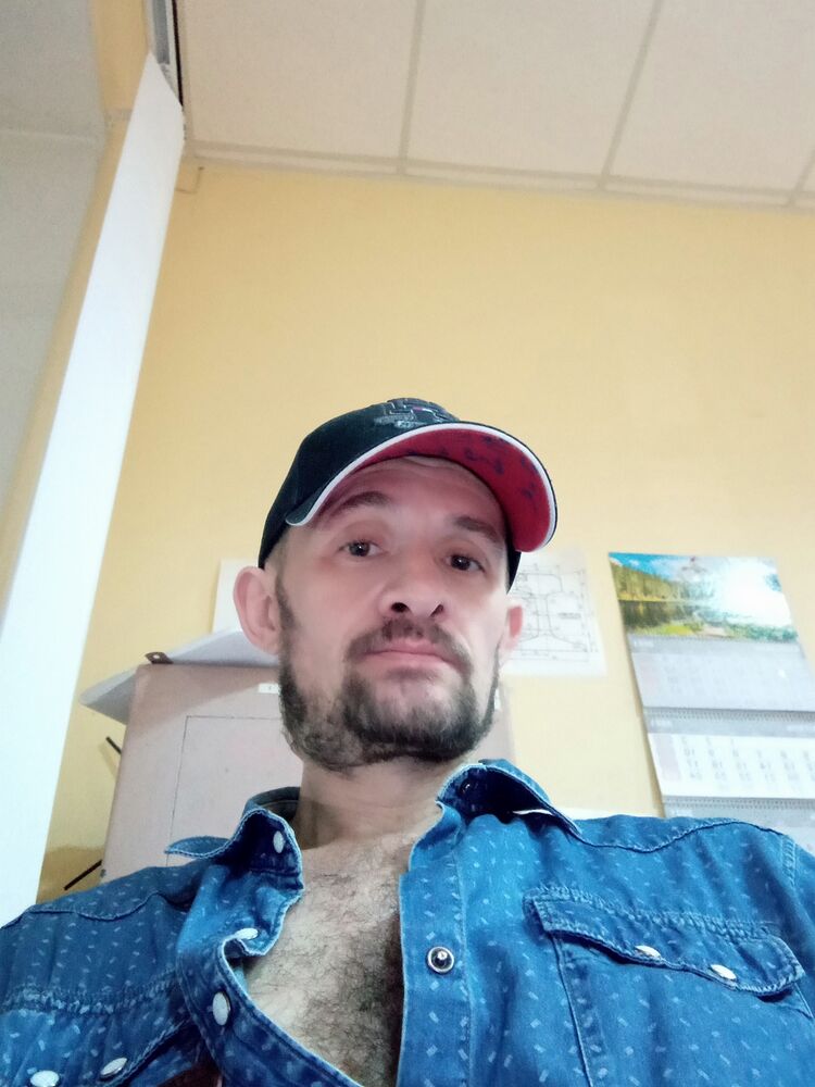  24782851  , 45 ,     