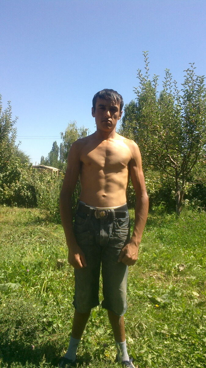  ,   0702750490, 32 ,  