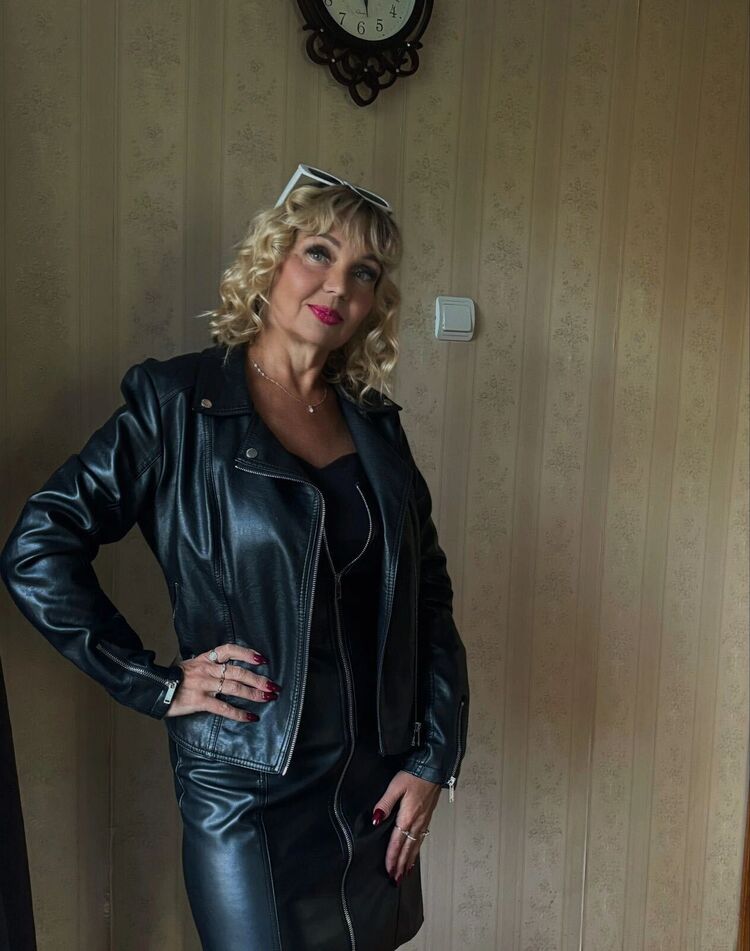  53325971  , 59 ,    -